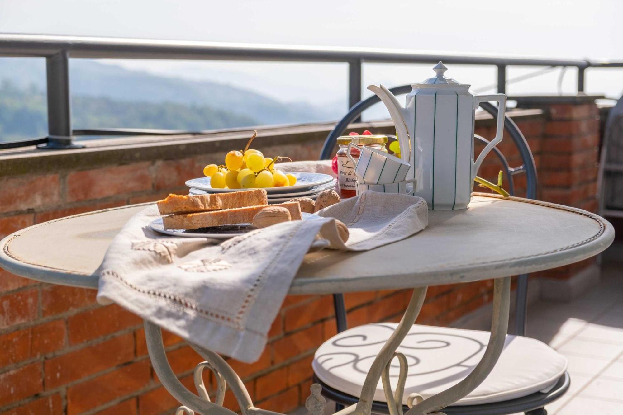 Agriturismo Irto Colle Massa e Cozzile Екстериор снимка